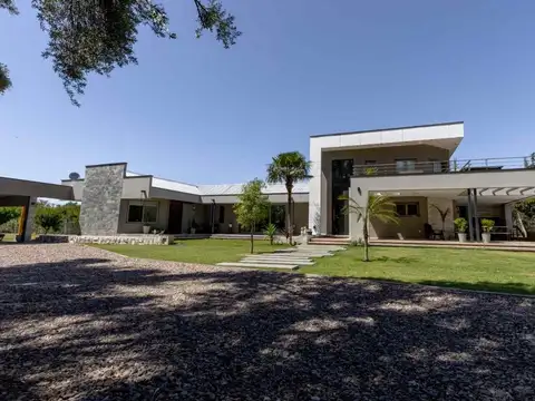 VENTA MAGNIFICA CASA EN SAN RAFAEL MENDOZA