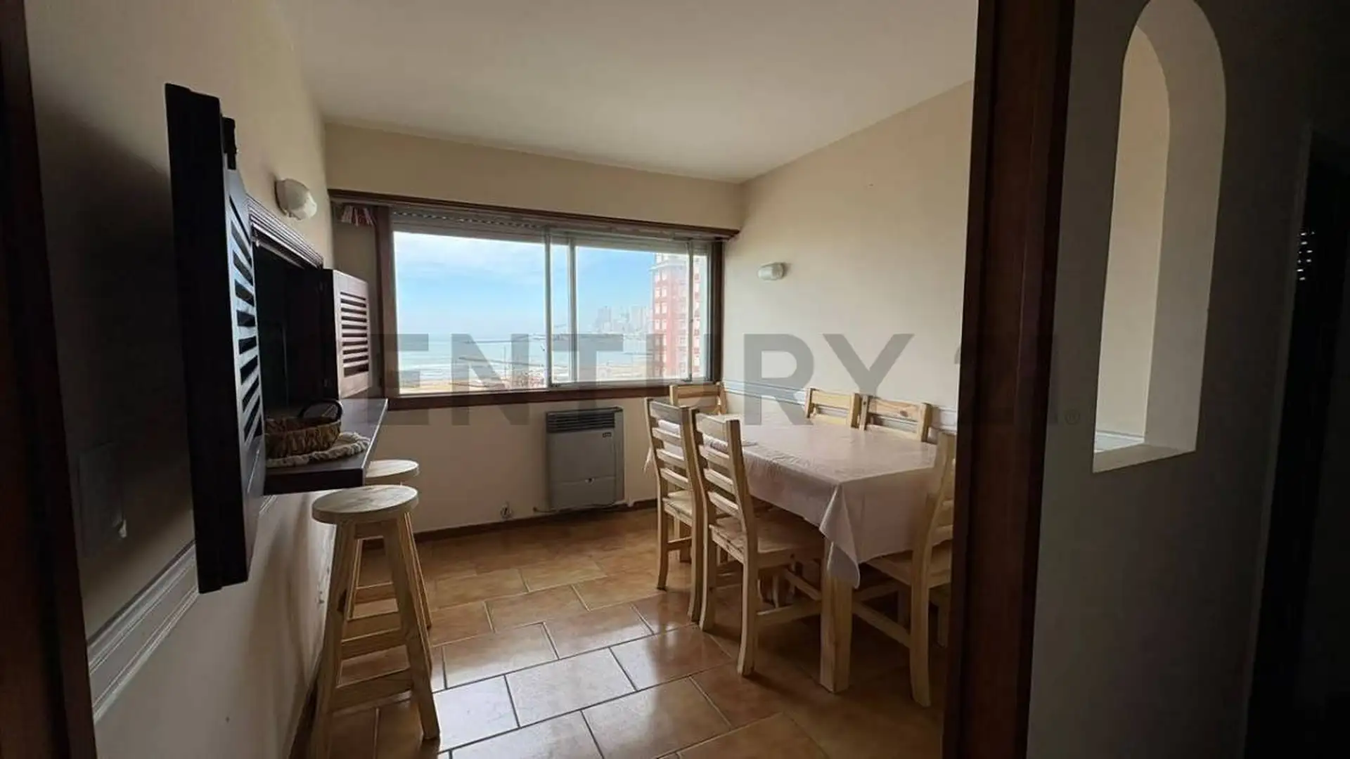 Venta de departamento 3 ambientes con con vista al mar, Punta Iglesia, Mar del Plata.