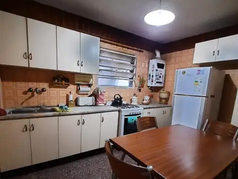 Departamento 5 ambientes con 1 baño