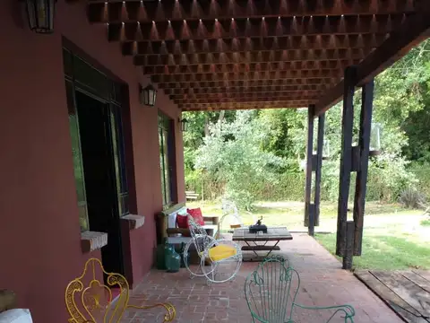 SE ALQUILA CASA CON PILETA EN ABBOTT