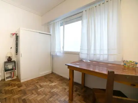 Conesa 2200, Piso 2
