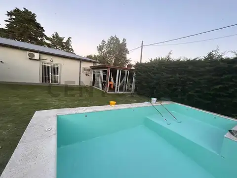 Casa en Alquiler en Villa Parque Sicardi, $ 980.000
