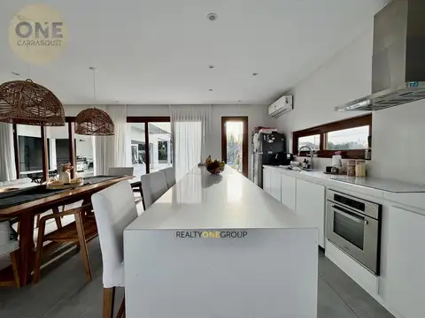 Casa en Venta en Joaquín Gorina, USD 345.000