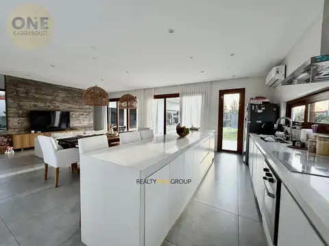 Casa en venta Barrio cerrado San Benjamin City Bell