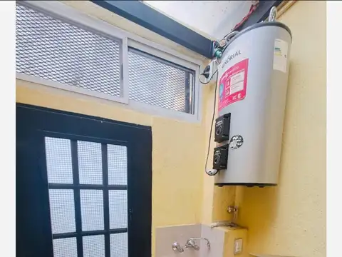 Depto Tipo Casa en Venta 50 años