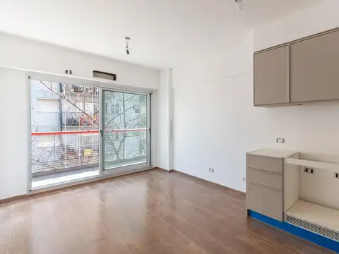 Avenida Almirante Brown  al 1300