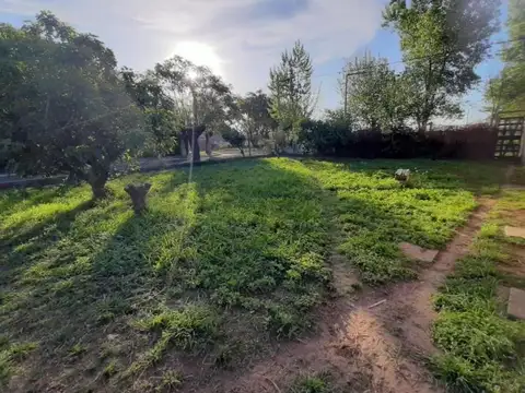 Casa en venta - 2 Dormitorios 1 Baño - Cochera - 725Mts2 - Mechita
