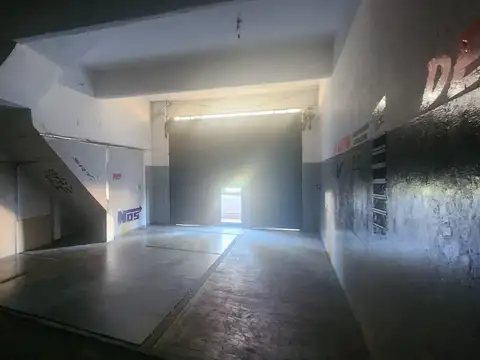 Galpon en Alquiler en Lomas Del Mirador, USD 1.000