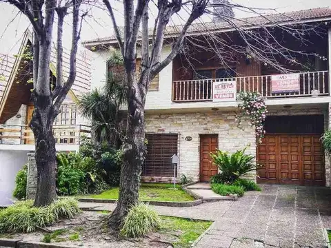Chalet en Venta en Quilmes Oeste