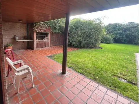 Casa en Alquiler de 3 dormitorios