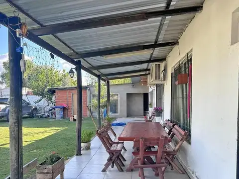 CASA QUINTA 6 AMBIENTES CON PILETA - GRAL. RODRIGUEZ