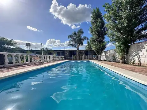 CASA QUINTA 6 AMBIENTES CON PILETA - GRAL. RODRIGUEZ