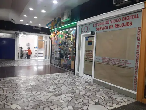 LOCAL EN EXCELENTE ESTADO - AIRE ACONDICIONADO - AV CABILDO