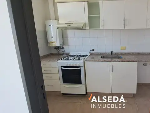 Departamento en Alquiler en Echesortu, $ 450.000
