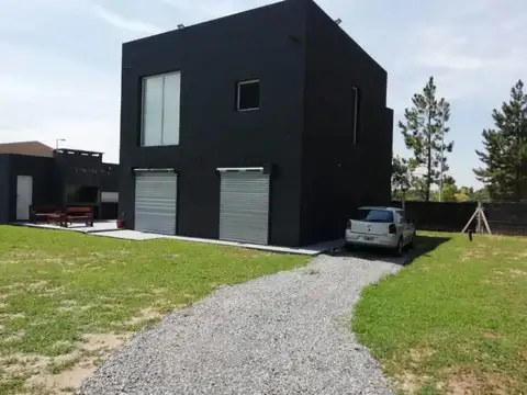 Casa en Venta en Lujan, USD 130.000