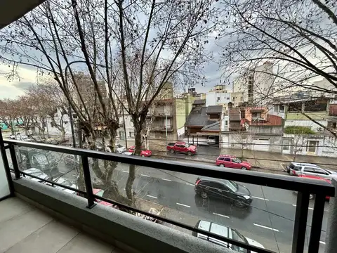 Departamento en Alquiler en Parque Avellaneda, $ 700.000