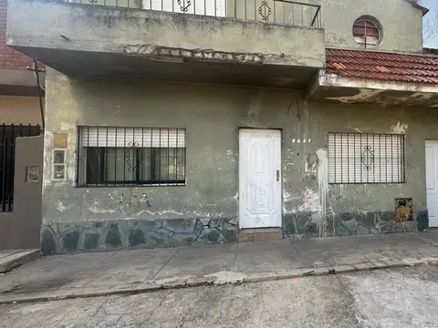 Venta casa 6amb Hurlingham