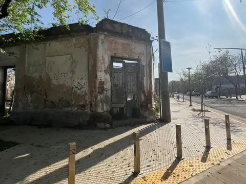 Terreno en Venta 17  mts Fondo