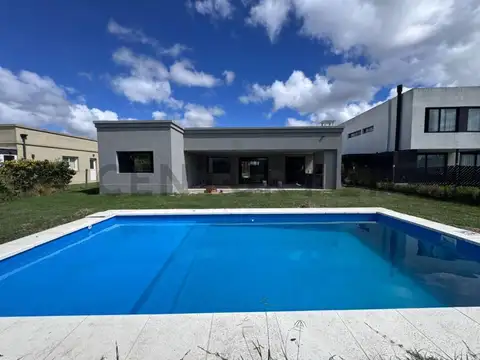 Venta Casa El Canton Norte  A ESTRENAR !