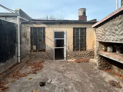 CASA EN VENTA SARMIENTO 350 SAN CARLOS CENTRO