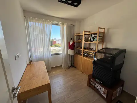 Departamento en Venta en Coghlan, USD 225.000