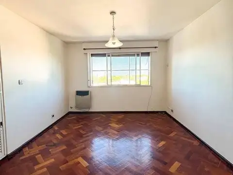 Alquiler departamento 2 habitaciones Primitivo de la Reta y Alem