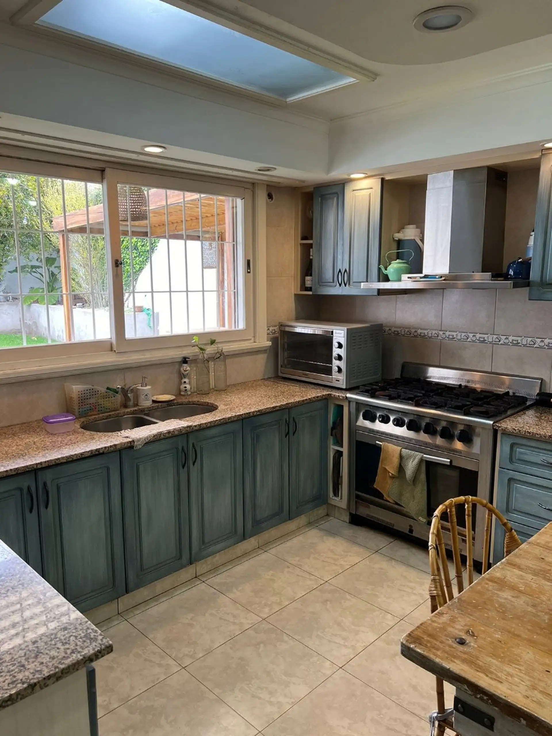 Venta Chalet 9 ambientes en pleno Punta Mogotes a metros del mar