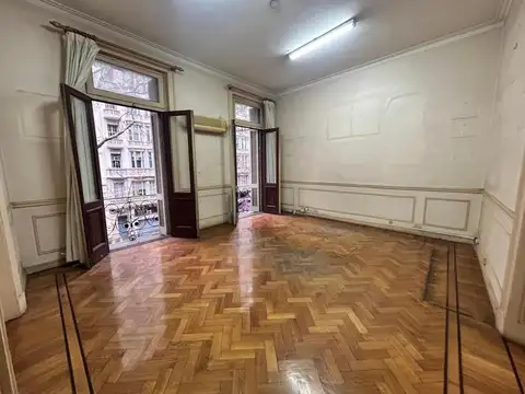 Alquiler de Piso Ideal Oficinas 7 Ambientes en Monserrat