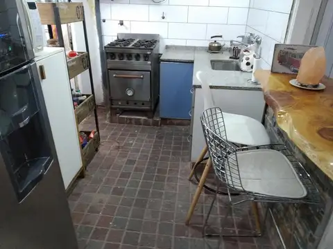 DEPARTAMENTO 3 AMB. EN LANUSITA!