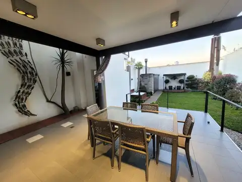 Casa en Venta en Haedo, USD 299.900