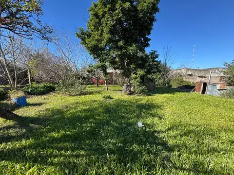 Vendo Casa a reciclar en Caseros, Entre Ríos