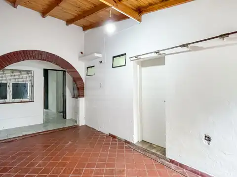 Depto Tipo Casa en Alquiler de 4 ambientes