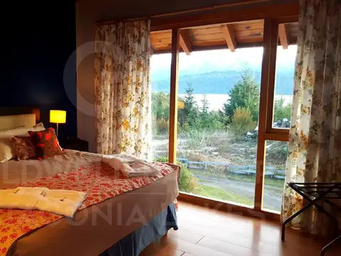 Venta Hostería 1100m2, lote de 5.000m2 en Bº Puerto Manzano Villa La Angostura