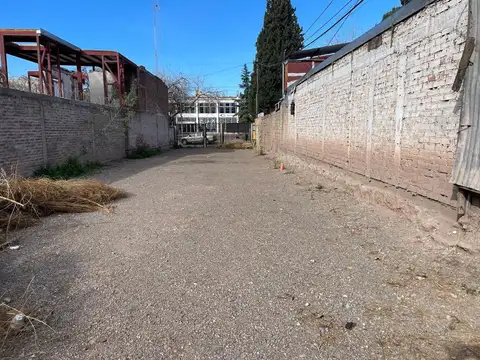 GRAN TERRENO EN VENTA CIUDAD MENDOZA BARRIO CIVICO