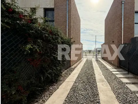 Depto Tipo Casa en Venta de 5 ambientes
