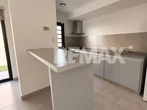 Depto Tipo Casa en Venta con 1 cocheras