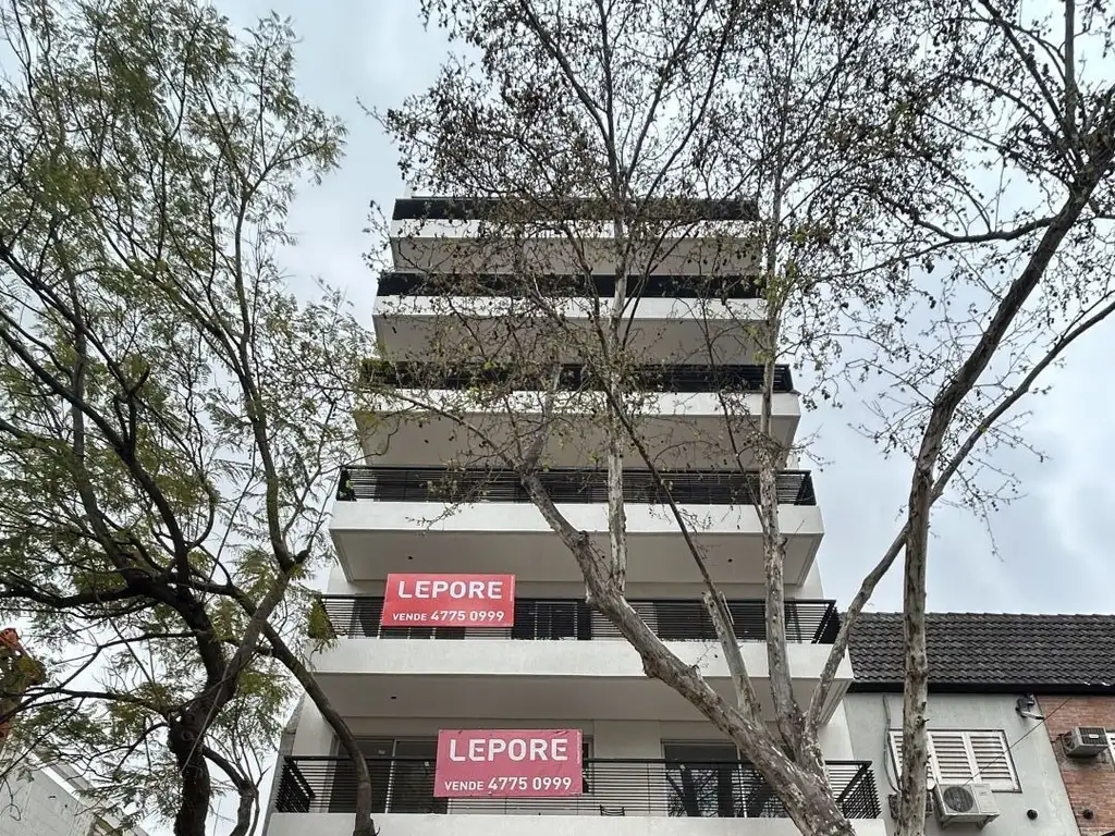 Julián Álvarez 700, Piso 9