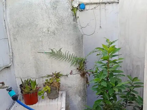 PH 2 Ambientes a Reciclar   escritorio con terraza y parrilla –