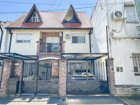 PH en venta de 3 Dormitorios   Playroom en Florida Oeste