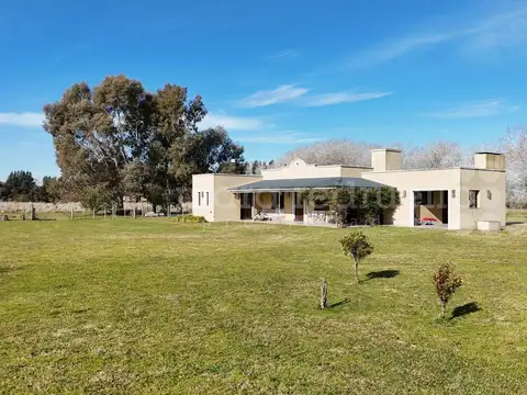 CASA EN VENTA BARRIO DE CHACRAS VITEL