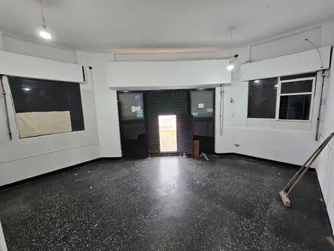 Local en Alquiler en San Antonio de Padua, $ 550.000