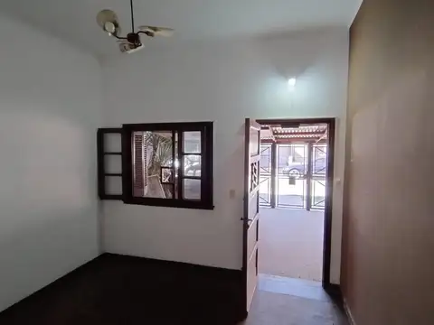 Depto Tipo Casa en Alquiler de 2 ambientes