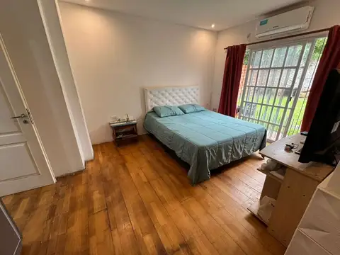 VENTA DE CASA 3 AMB. EN LOTE 300 MTS - V. UDAONDO