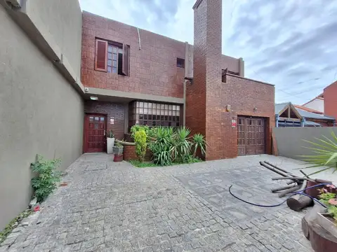 CASA EN VENTA CAMPANA - ZONA RESIDENCIAL -