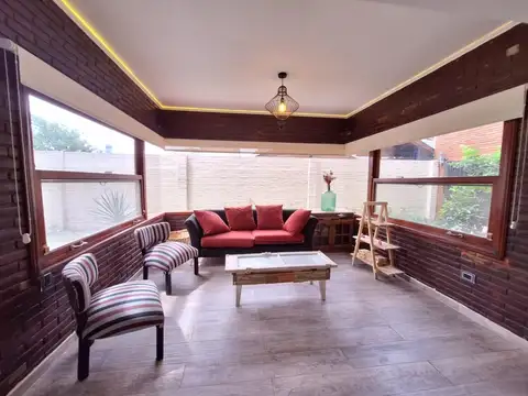 Casa en Venta en Campana, USD 420.000