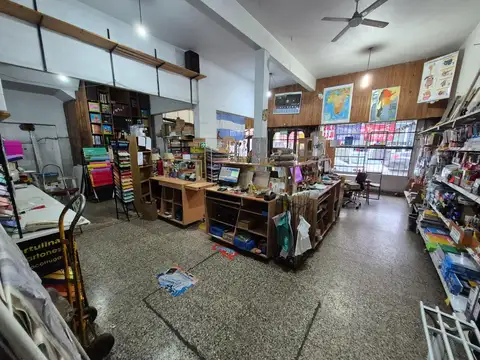 LOCAL COMERCIAL | INMEJORABLE UBICACION | 225 m2 |