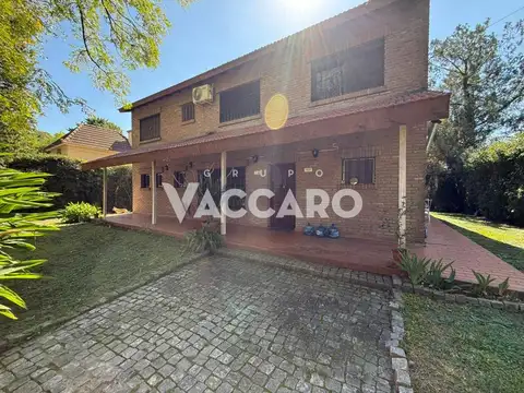 Casa 4 ambientes con 3 baños