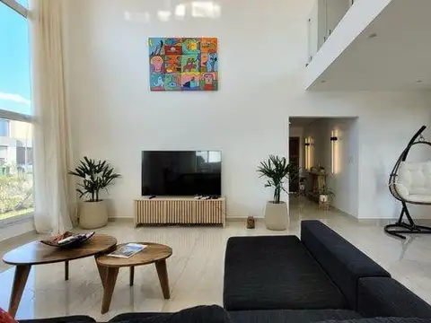 Casa en Venta en Nordelta Carpinchos, USD 565.000