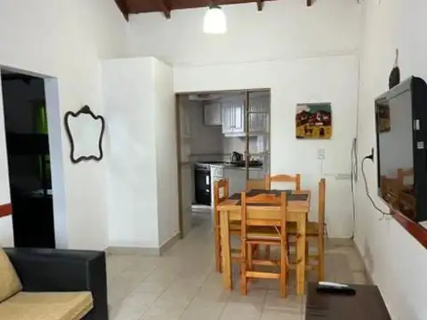 Casa en venta - 2 Dormitorios 1 Baño - 80mts2 - San Bernardo del Tuyú