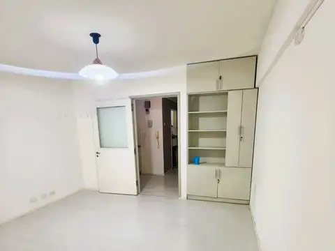 Departamento en Alquiler en Balvanera, $ 600.000